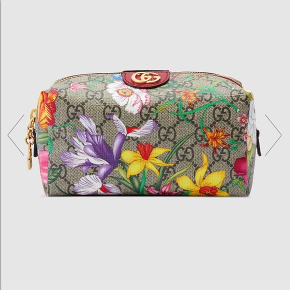 Gucci Accessories - Gucci cosmetic case